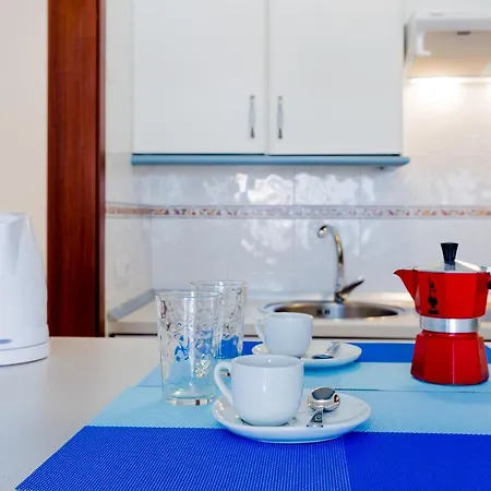 B2 Vistas Wi Fi Fibra Smart Tv شقة